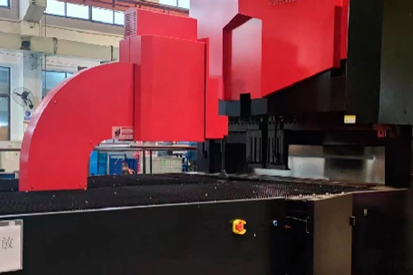 ماكينة ثني CNC لأيير